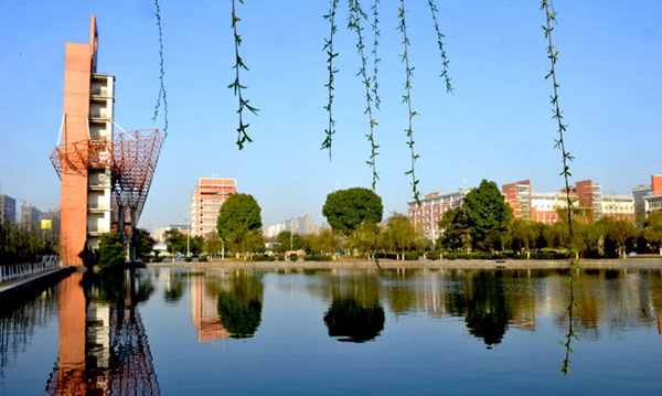 雅湖云影.jpg