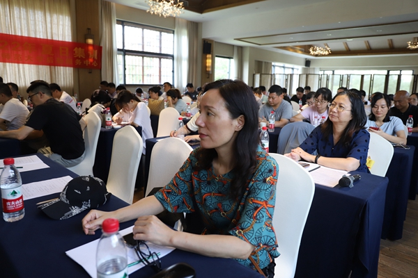 1657710870452706.jpg 学员们认真听讲.jpg