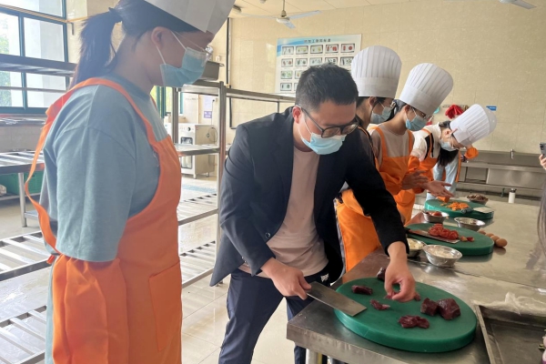 1686235111773679.jpg 2.jpg