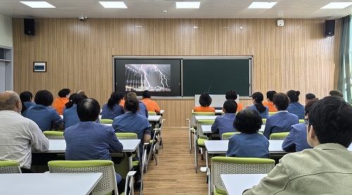 1748419307715236.jpg 2.jpg