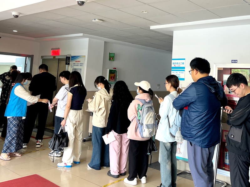 江苏科技大学：校医院开展“青春防艾 健康同行”毕业生健康监测活动2.jpg